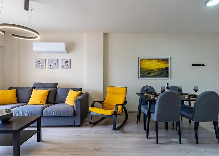 Vox 2-Bedroom Apartment In Larnaca